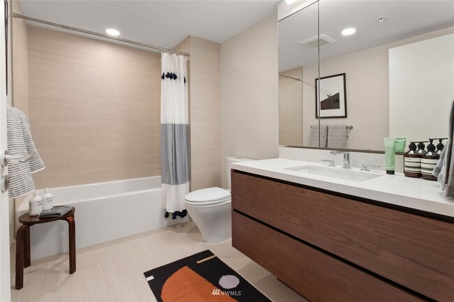 Building Photo - 1Bd/1Ba Seattle Condo