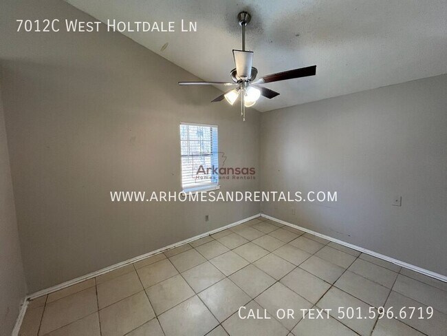 Building Photo - 7012 W Holtdale Ln