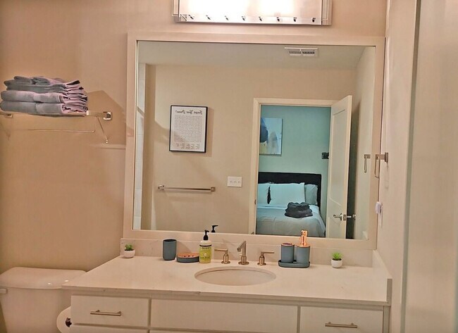 Building Photo - 110 N Boston Ave