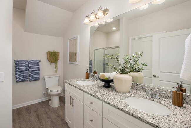 Building Photo - Covey Homes Walker Ridge