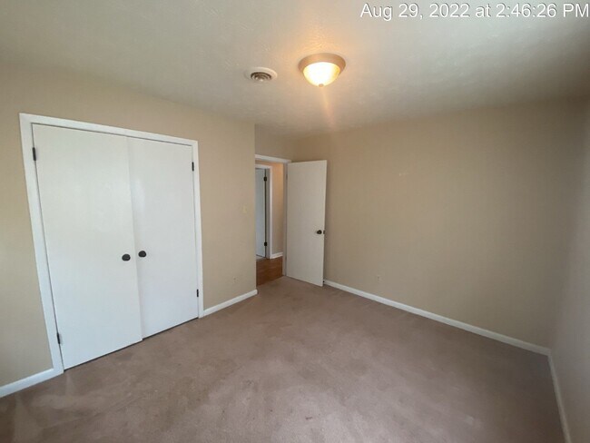 Building Photo - 6515 Kemper Ct