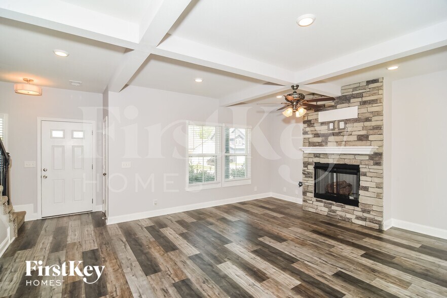 Building Photo - 1156 Charles Thomas Dr