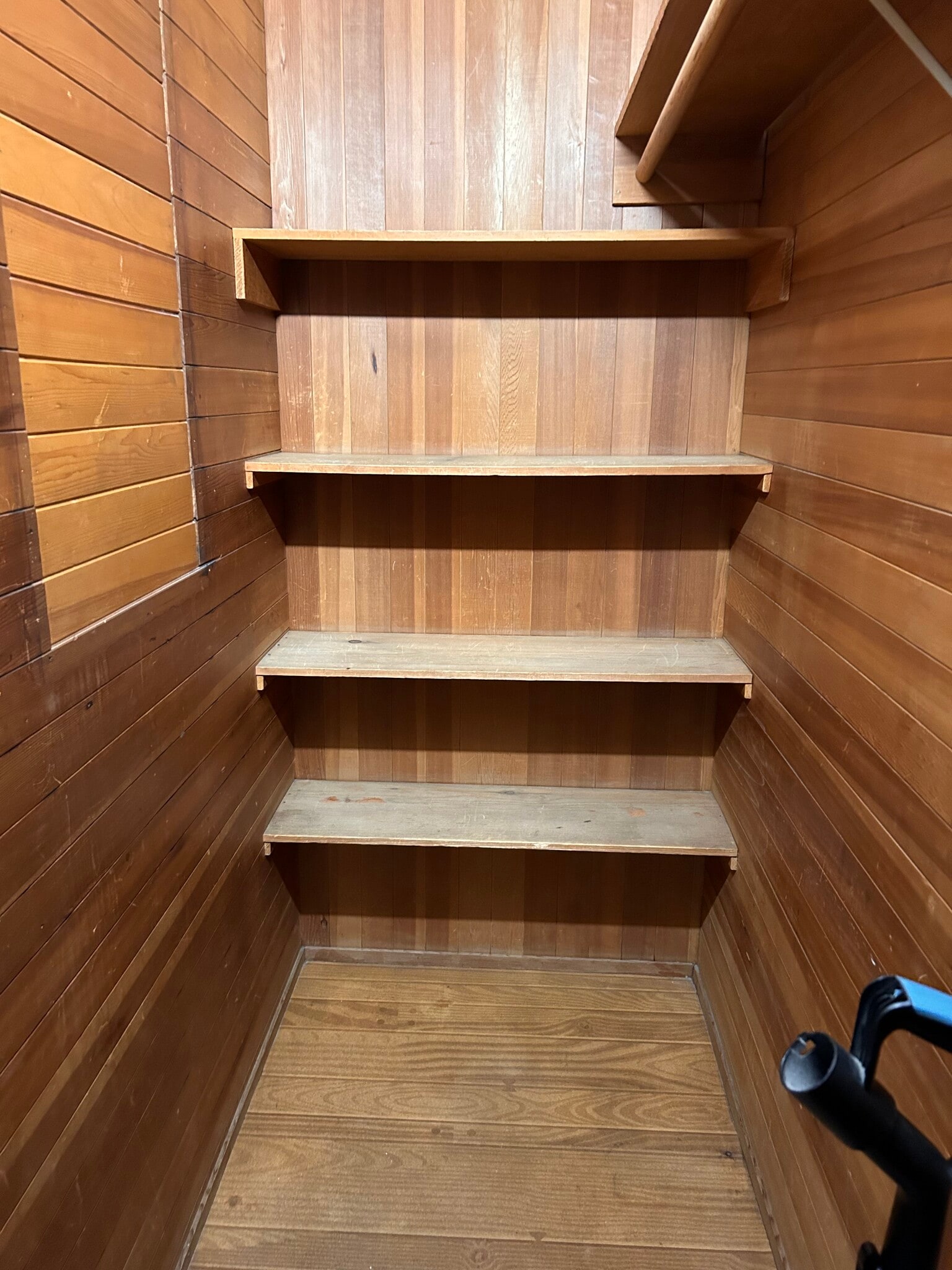 Building Photo - 226 Elefa St