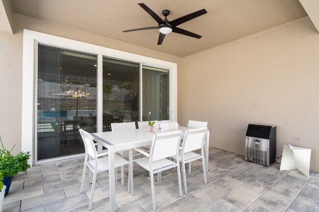 Building Photo - "Spacious 4-Bedroom Retreat with 3 Full Baths in Winter Garden's Serene Sanctuary"