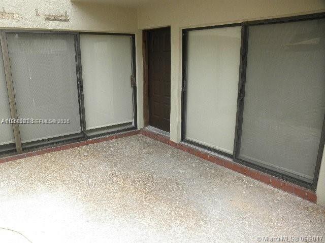 Building Photo - 4708 SW 67th Ave