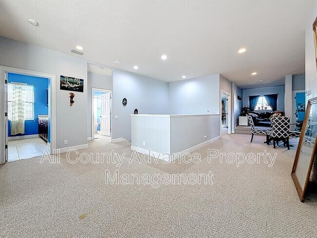 Building Photo - 2679 Lakebreeze Ln