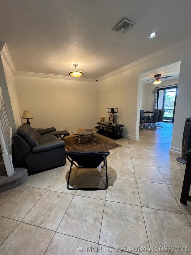 Building Photo - 127 Riverwalk Cir W