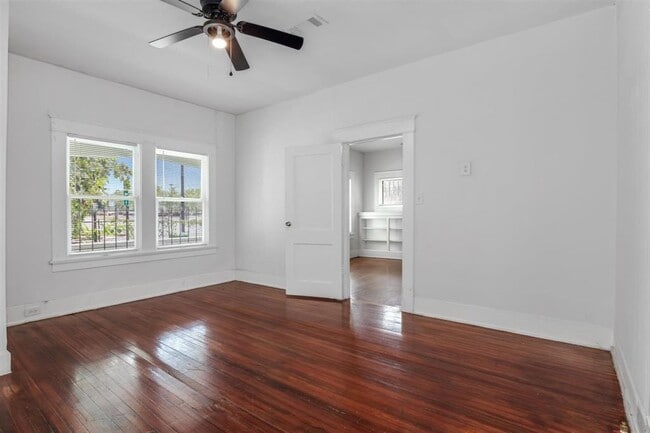 Building Photo - 1601 Holman St