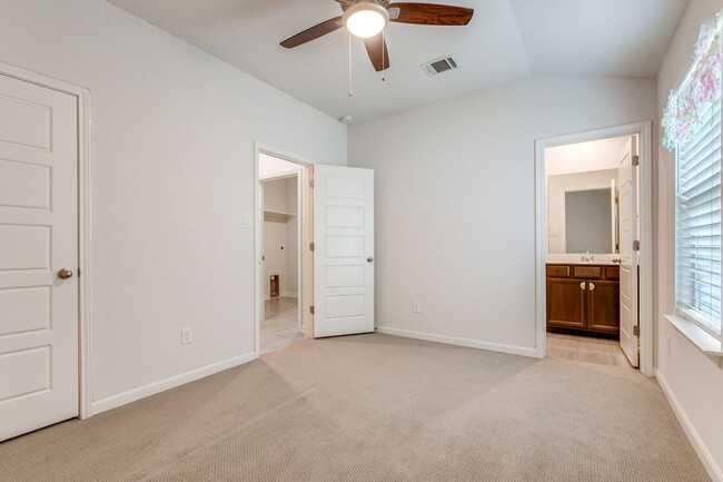 Building Photo - BEAUTIFUL 4-BEDROOM HOME IN TRAILS AT WESTPOINTE