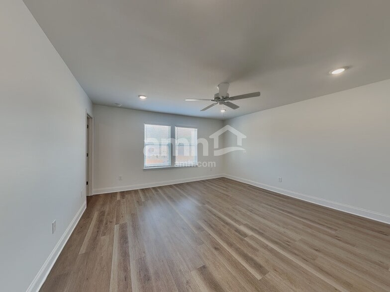 Building Photo - 425 Hickory Pointe Rd