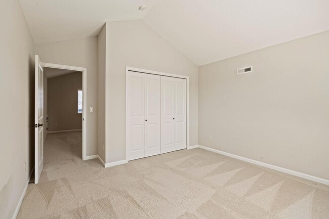 Building Photo - Spacious 4-bdrm/3-bath in North Bethany—Ga...
