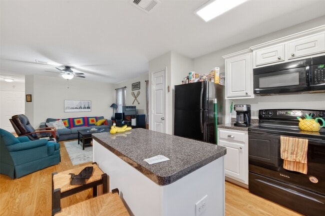 Building Photo - 4611 Snowdrop Ct