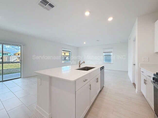 Building Photo - 11267 Flourish Dr.