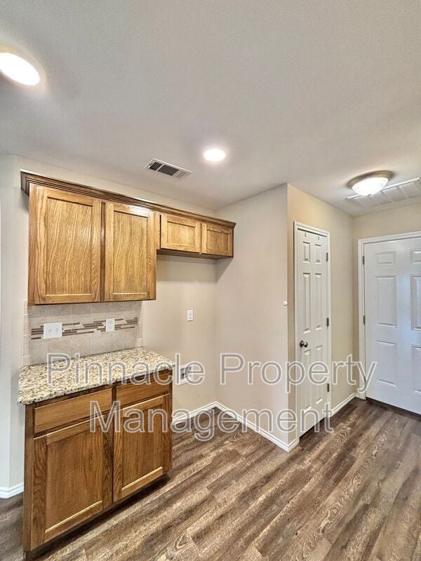 Building Photo - 4245 Sedona Trl