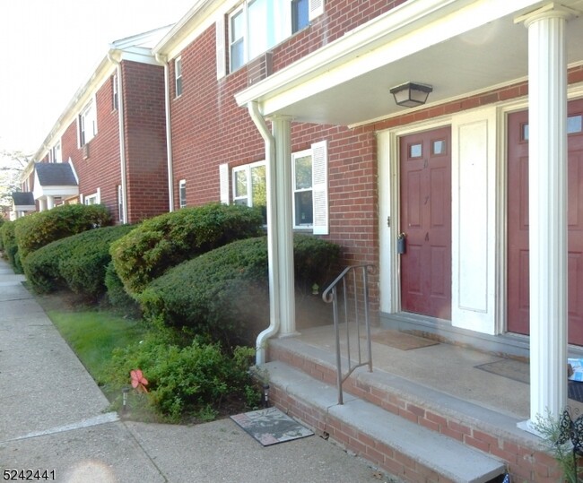 Building Photo - 2467 NJ-10