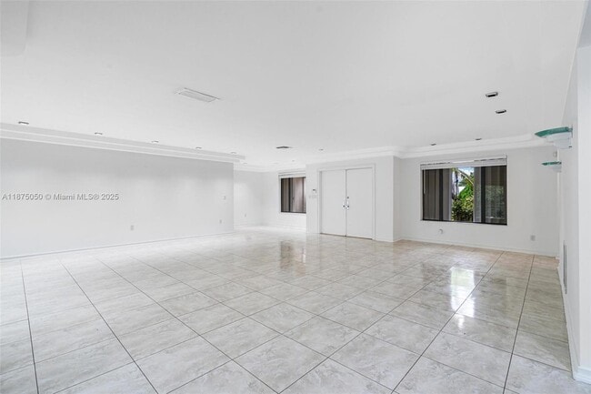 Building Photo - 20525 Highland Lakes Blvd