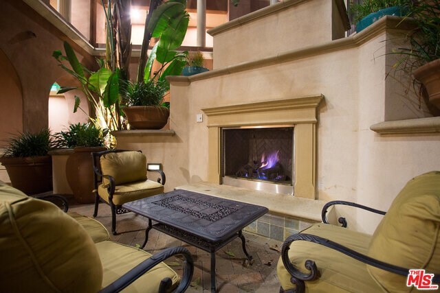 Building Photo - 6241 Crescent Park W