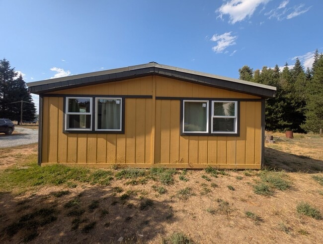 Building Photo - 2976 Deeter Rd