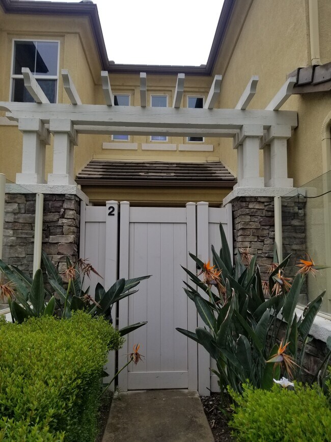 Building Photo - 12267 Chantrelle Dr