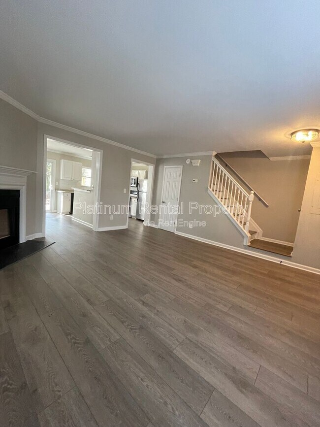 Building Photo - 3575 Kennesaw Station Dr