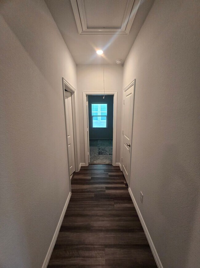 Building Photo - Fantastic in Fate!