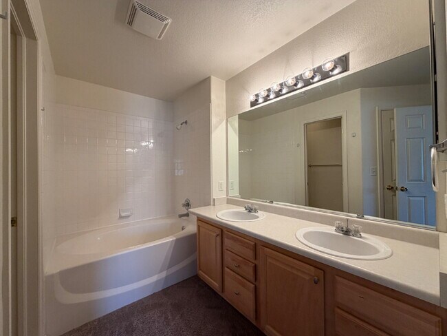 Building Photo - 5151 W 29th St