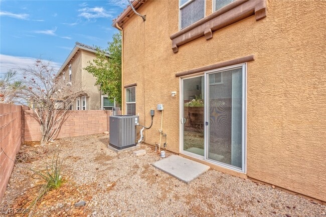 Building Photo - 6250 W Arby Ave