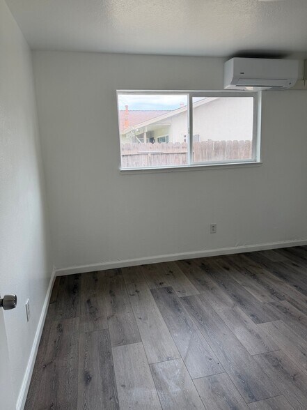 Building Photo - 3001 Radnor Way