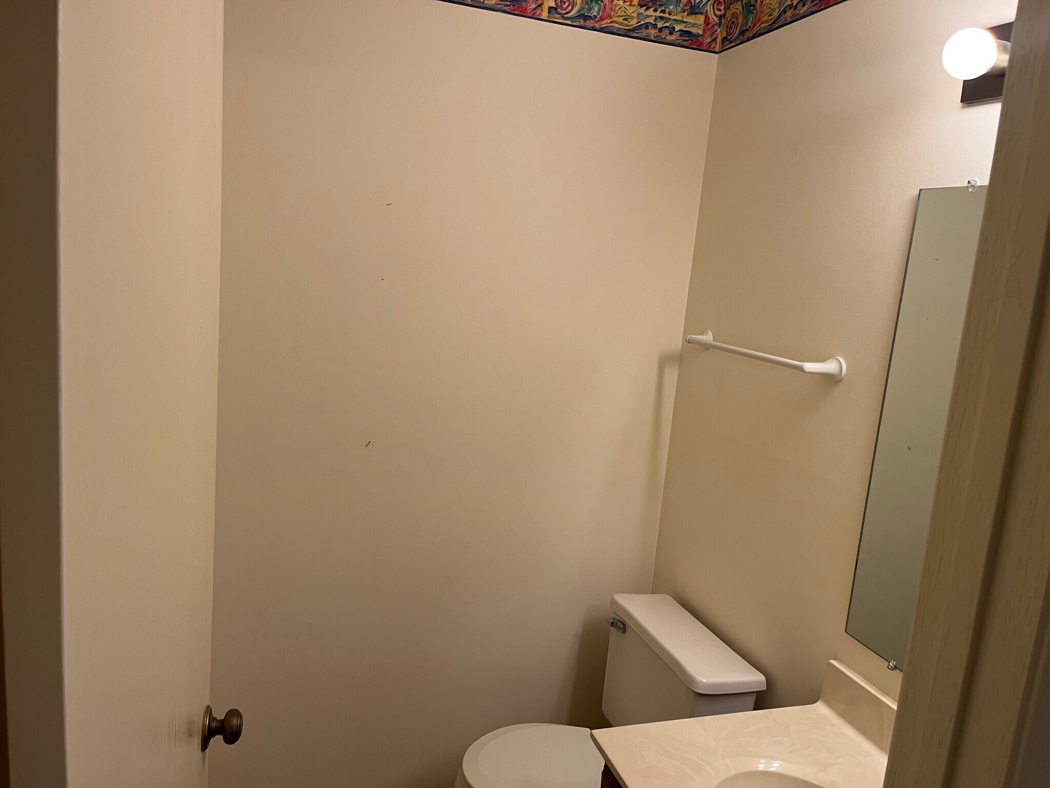 Building Photo - 1404 Queensgreen Cir