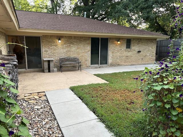 Building Photo - 3408 Greenbriar Ln