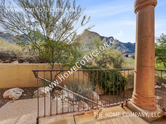 Building Photo - 1621 E Crimson Canyon Pl