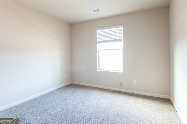 Building Photo - 2260 Clapton Ct
