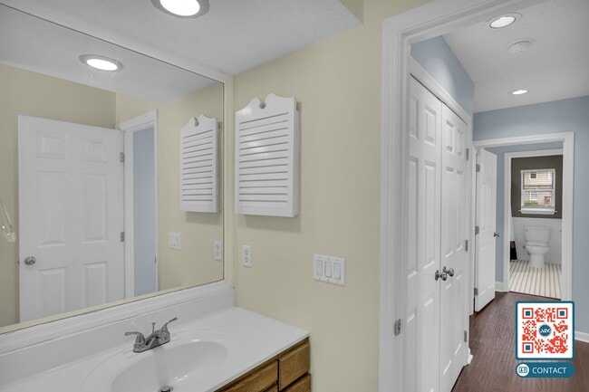 Building Photo - Updated Home in The Gatherings: A Hilton H...