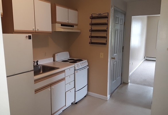 Building Photo - 40 Middle St