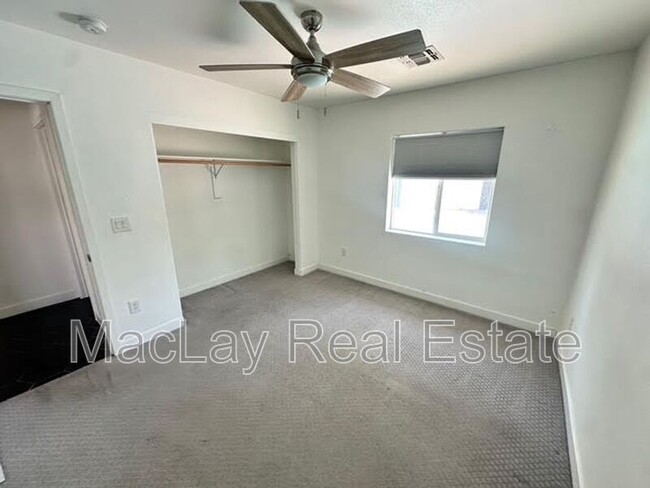 Building Photo - 1703 W Lane Ave