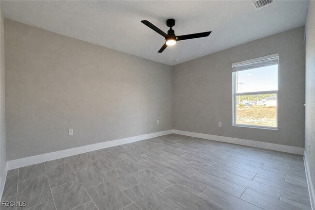 Building Photo - 3339 NE 13th Ave