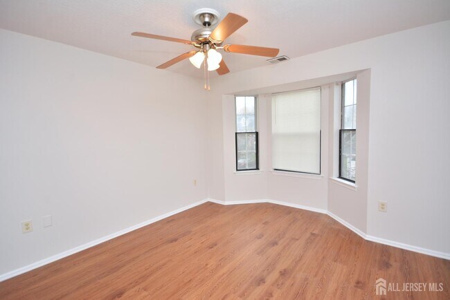 Building Photo - 25 Goodwin Dr