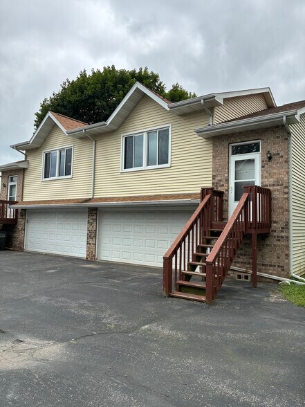 Garage view - 856 Westover St