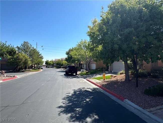 Building Photo - 11233 Playa Caribe Ave