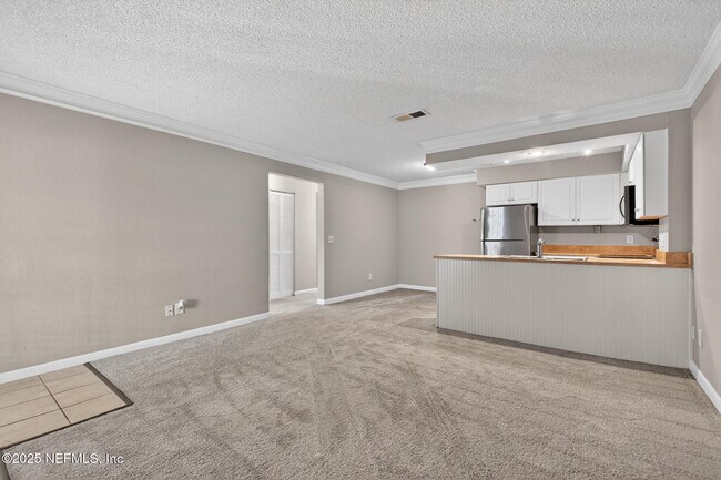 Building Photo - 100 Fairway Park Blvd