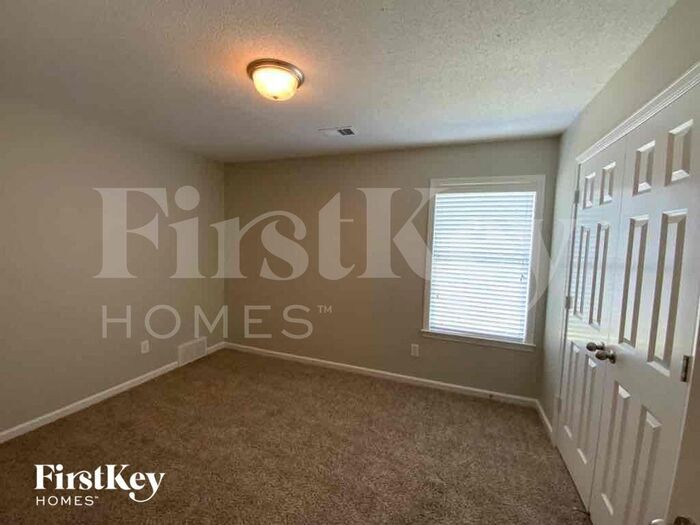 Building Photo - 5376 Lamb Valley Dr
