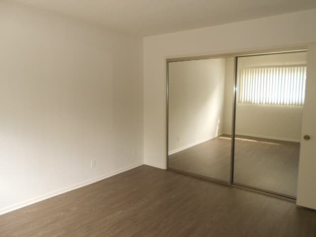 Floorplan - 1806 CORINTH AV