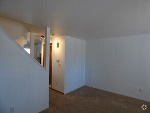 Building Photo - Cozy Townhome in North Longmont Rent inclu...