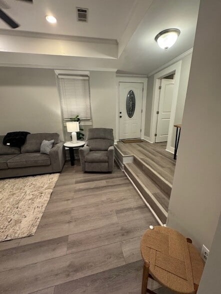 Building Photo - 71 17th St NE