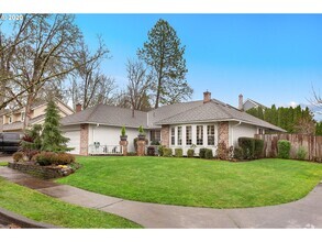 Building Photo - Updated One-Level Home with Vaulted Ceilin...