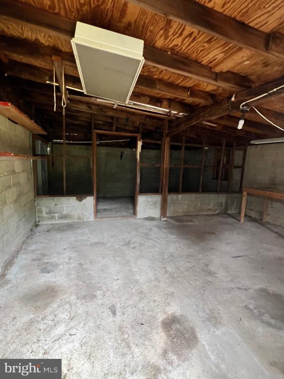 Building Photo - 465 W Elmer Rd