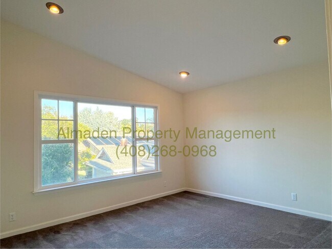 Building Photo - Almaden Valley Home, Central A/C, New Carp...