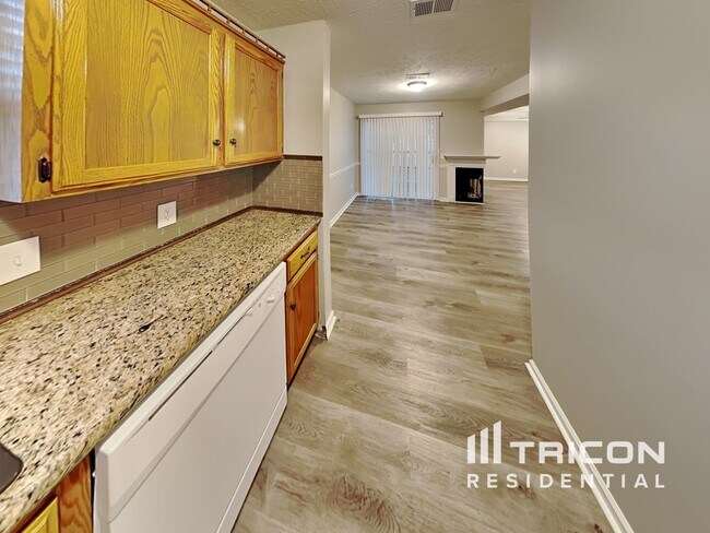 Building Photo - 80 Vincent Ln