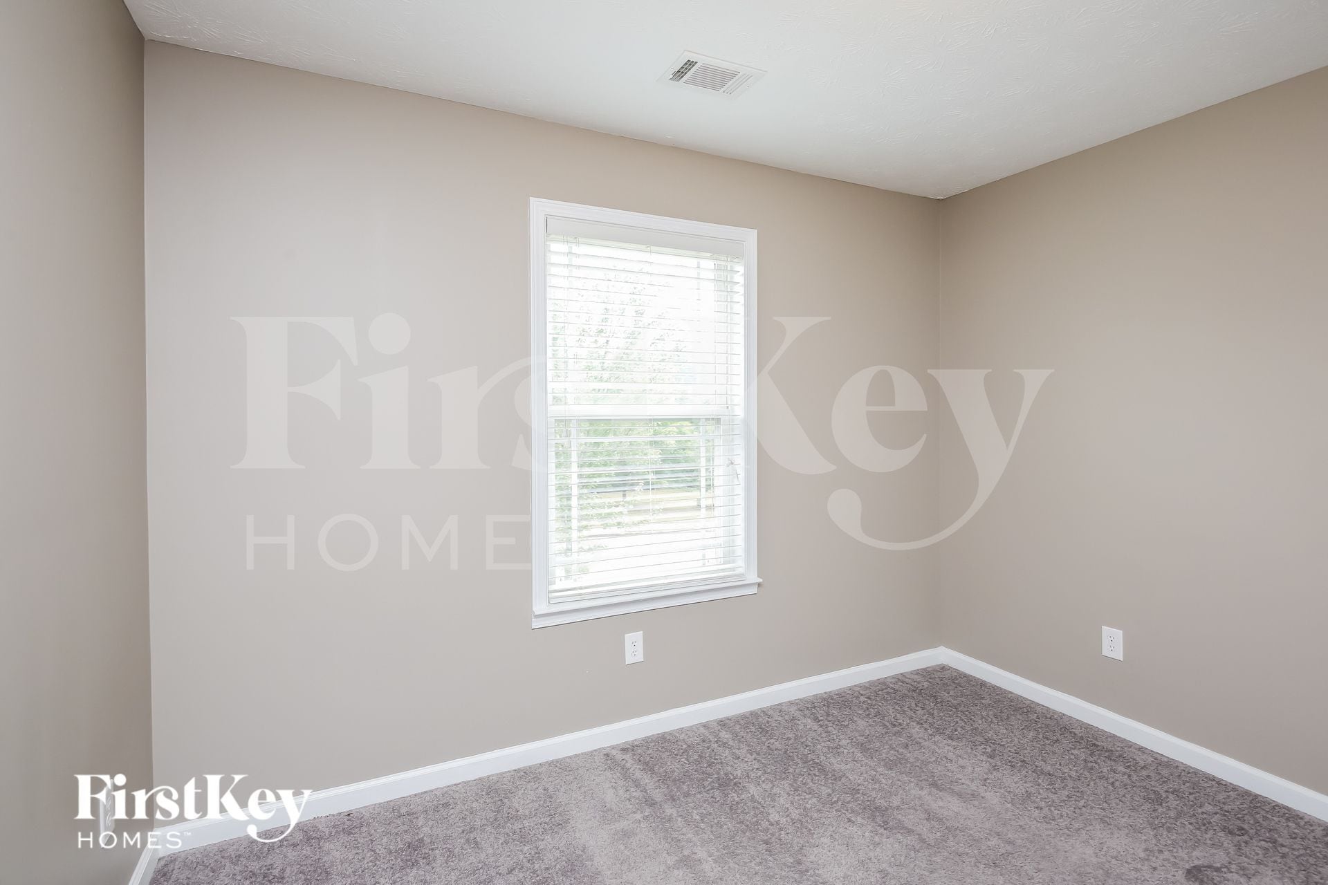 Building Photo - 39 Lighthouse Dr