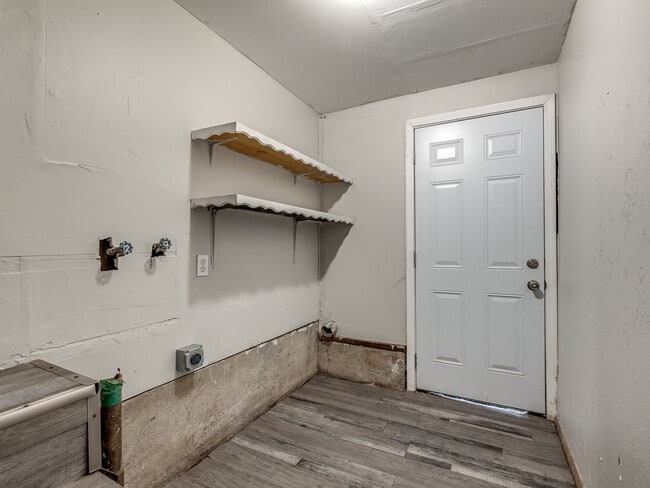 Building Photo - 1314 SE 40th St